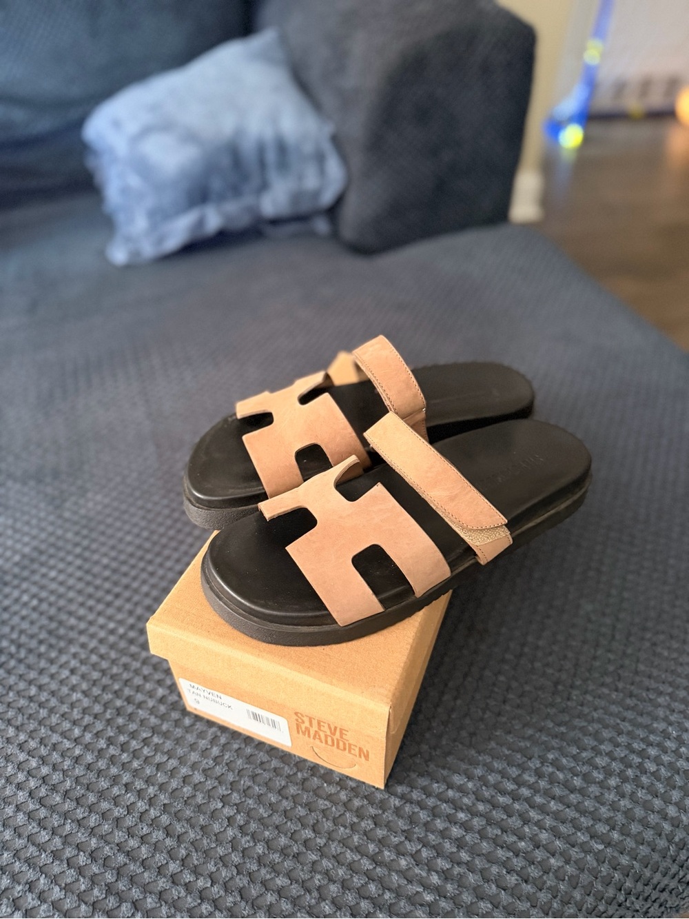 Steve Madden Tan Suede Slide Sandals with Black Footbed